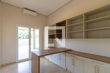 Casa de condomínio à venda com 1200m², 3 quartos e 10 vagas Casa de condomínio à venda com 1200m², 3 quartos e 10 vagasEscritório