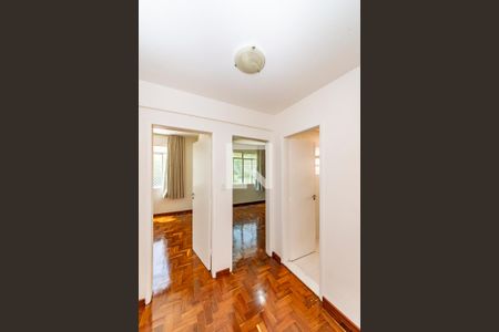 Apartamento para alugar com 120m², 3 quartos e 2 vagas Apartamento para alugar com 120m², 3 quartos e 2 vagasCorredor