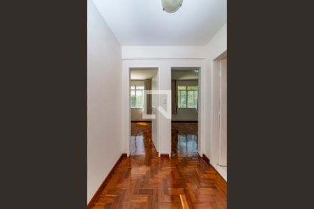 Apartamento para alugar com 120m², 3 quartos e 2 vagas Apartamento para alugar com 120m², 3 quartos e 2 vagasCorredor