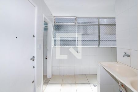 Apartamento para alugar com 120m², 3 quartos e 2 vagas Apartamento para alugar com 120m², 3 quartos e 2 vagasÁrea de Serviço