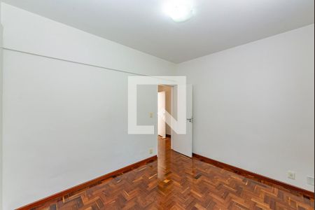 Apartamento para alugar com 120m², 3 quartos e 2 vagas Apartamento para alugar com 120m², 3 quartos e 2 vagasQuarto 2