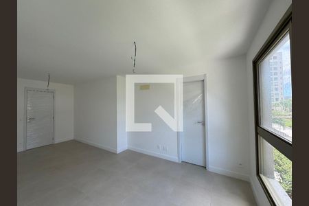 Suíte de apartamento à venda com 3 quartos, 185m² em Barra da Tijuca, Rio de Janeiro