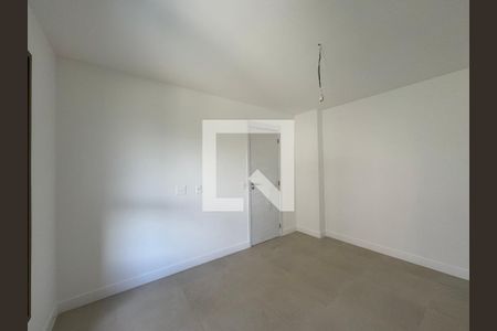 Apartamento à venda com 185m², 3 quartos e 3 vagasQuarto 2