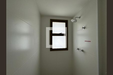 Apartamento à venda com 185m², 3 quartos e 3 vagasBanheiro Social