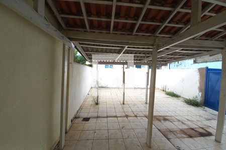 Casa à venda com 300m², 2 quartos e 3 vagas Casa à venda com 300m², 2 quartos e 3 vagasVista da Cozinha