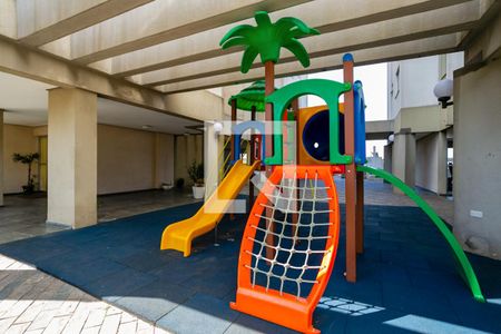 Apartamento para alugar com 55m², 2 quartos e 2 vagasÁrea comum - Playground