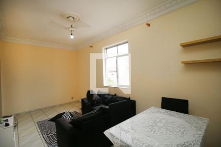 Sala de apartamento à venda com 2 quartos, 65m² em Olaria, Rio de Janeiro