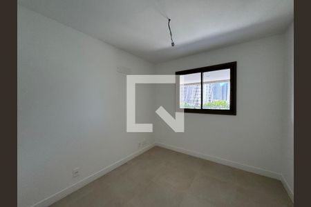 Apartamento à venda com 125m², 3 quartos e 2 vagasQuarto 2