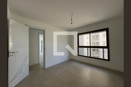 Apartamento à venda com 187m², 4 quartos e 3 vagasQuarto 1