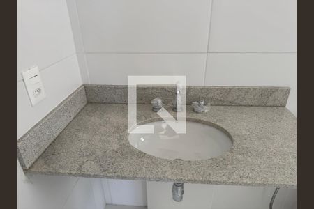 Apartamento à venda com 187m², 4 quartos e 3 vagasSuíte 2 - banheiro