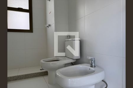 Apartamento à venda com 187m², 4 quartos e 3 vagasSuíte 1 - Banheiro