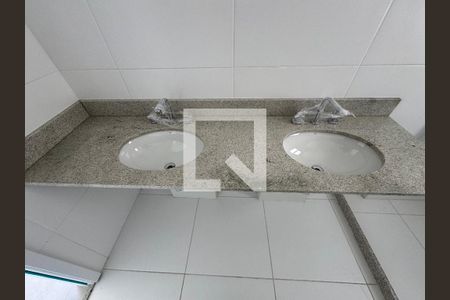 Apartamento à venda com 187m², 4 quartos e 3 vagasSuíte 1 - Banheiro