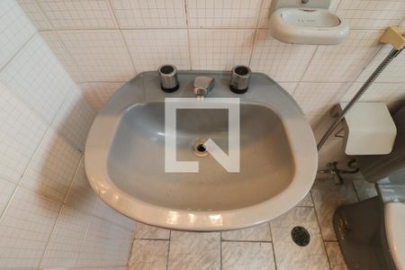 Apartamento à venda com 135m², 4 quartos e 2 vagas Apartamento à venda com 135m², 4 quartos e 2 vagasBanheiro Social