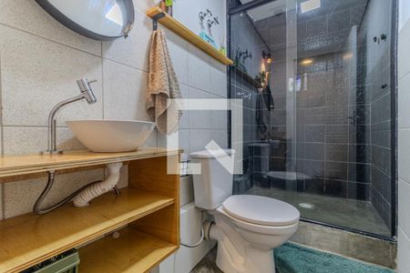 Banheiro de kitnet/studio para alugar com 1 quarto, 37m² em Centro Histórico de São Paulo, São Paulo