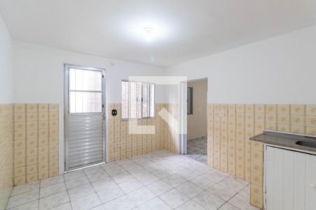 Cozinha de casa para alugar com 1 quarto, 40m² em Vila Marieta, São Paulo