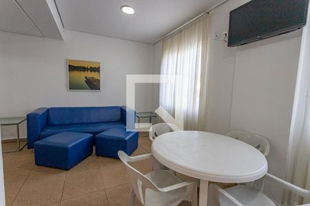 Apartamento à venda com 72m², 3 quartos e 2 vagas Apartamento à venda com 72m², 3 quartos e 2 vagasÁrea comum - Salão de festas