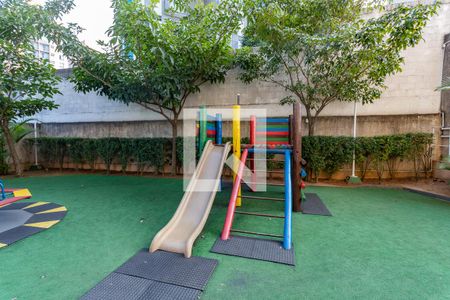 Apartamento à venda com 72m², 3 quartos e 2 vagas Apartamento à venda com 72m², 3 quartos e 2 vagasÁrea comum - Playground