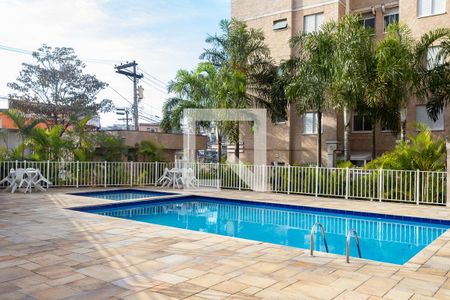 Apartamento à venda com 72m², 3 quartos e 2 vagas Apartamento à venda com 72m², 3 quartos e 2 vagasÁrea comum - Piscina