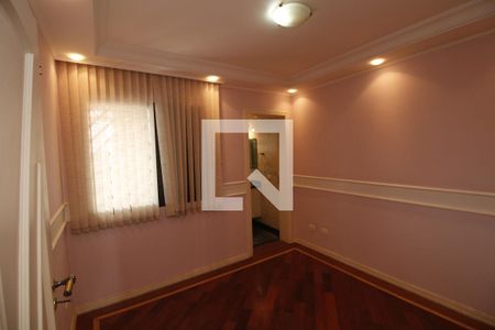 Casa à venda com 370m², 4 quartos e 8 vagasQuarto Suíte