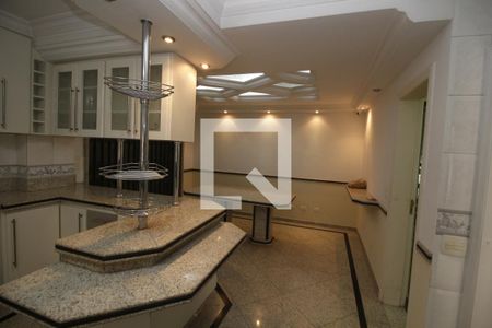 Casa à venda com 370m², 4 quartos e 8 vagasCozinha