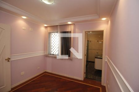 Casa à venda com 370m², 4 quartos e 8 vagasQuarto Suíte