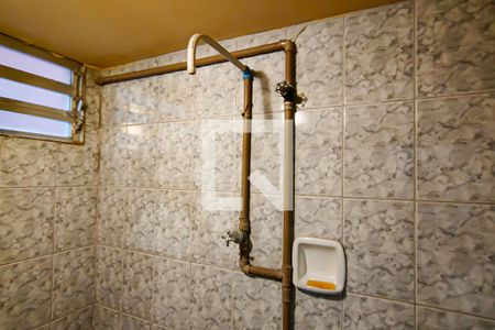 Casa à venda com 180m², 2 quartos e 2 vagasgaragem - banheiro