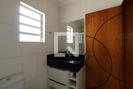 Casa à venda com 157m², 3 quartos e 2 vagasBanheiro da Suíte