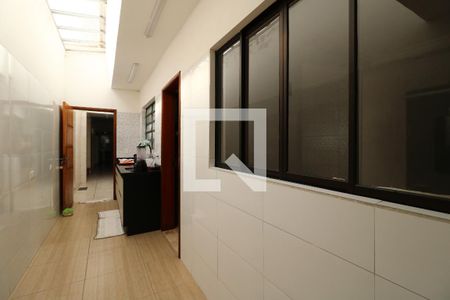 Casa à venda com 157m², 3 quartos e 2 vagasCorredor