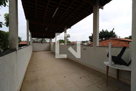 Casa à venda com 157m², 3 quartos e 2 vagasÁrea Social