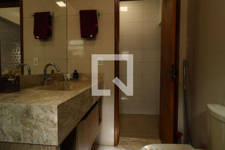 Casa à venda com 157m², 3 quartos e 2 vagasBanheiro Social