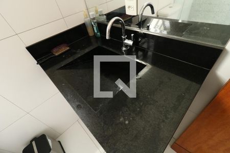 Casa à venda com 157m², 3 quartos e 2 vagasBanheiro da Suíte - Pia