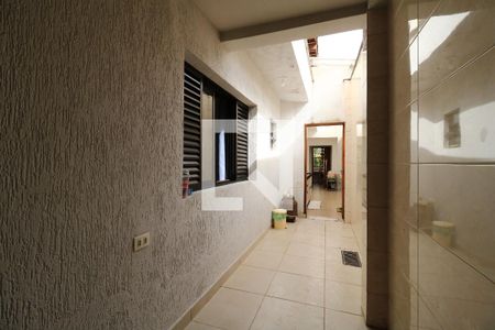 Casa à venda com 157m², 3 quartos e 2 vagasCorredor