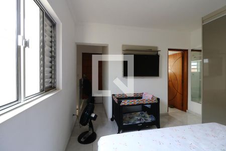 Suíte de casa à venda com 3 quartos, 157m² em Parque Capuava, Santo André