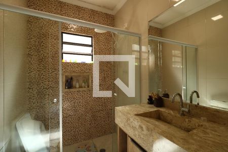 Casa à venda com 157m², 3 quartos e 2 vagasBanheiro Social