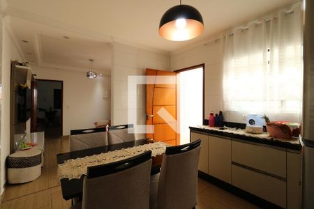Casa à venda com 157m², 3 quartos e 2 vagasCozinha
