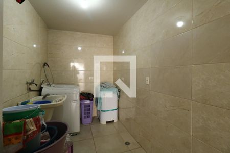 Casa à venda com 157m², 3 quartos e 2 vagasÁrea de Serviço