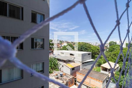 Vista da sala de apartamento à venda com 2 quartos, 45m² em Bom Jesus, Contagem