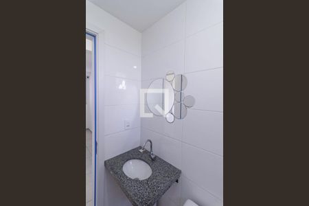 Apartamento à venda com 45m², 2 quartos e 1 vaga Apartamento à venda com 45m², 2 quartos e 1 vagaBanheiro social