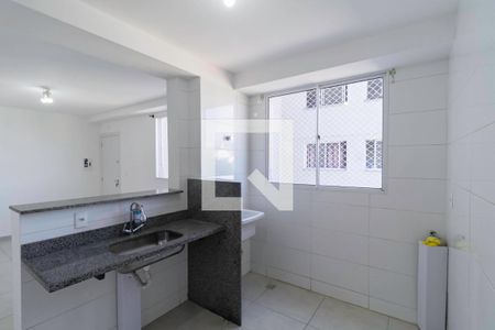 Apartamento à venda com 45m², 2 quartos e 1 vaga Apartamento à venda com 45m², 2 quartos e 1 vagaCozinha e Área de Serviço