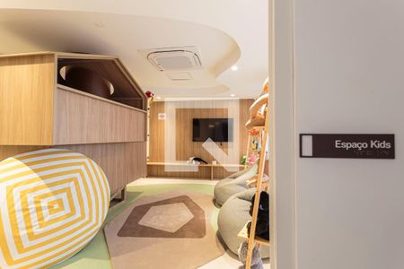 Studio à venda com 32m², 1 quarto e 1 vaga Studio à venda com 32m², 1 quarto e 1 vagaBrinquedoteca