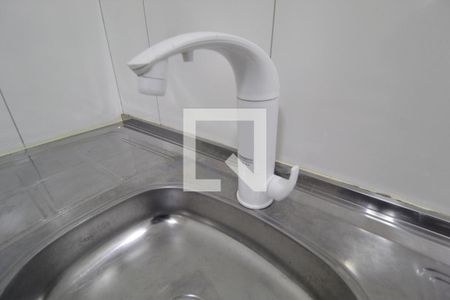 Cozinha de kitnet/studio para alugar com 1 quarto, 20m² em Martins, Uberlândia