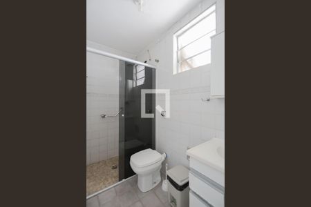 Casa à venda com 92m², 3 quartos e 2 vagasBanheiro