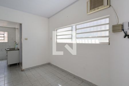 Casa à venda com 92m², 3 quartos e 2 vagasCopa