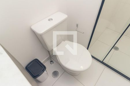 Banheiro de kitnet/studio para alugar com 1 quarto, 26m² em Consolação, São Paulo