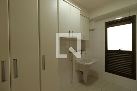 Apartamento para alugar com 136m², 3 quartos e 2 vagasÁrea de Serviço