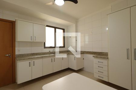 Apartamento para alugar com 136m², 3 quartos e 2 vagasCozinha