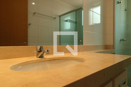 Apartamento para alugar com 136m², 3 quartos e 2 vagasBanheiro da Suíte