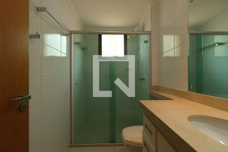 Apartamento para alugar com 136m², 3 quartos e 2 vagasBanheiro