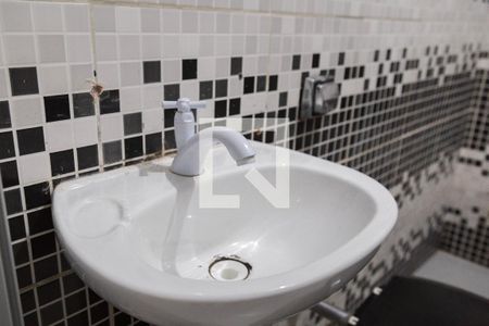 Casa para alugar com 60m², 1 quarto e sem vaga Casa para alugar com 60m², 1 quarto e sem vagaBanheiro