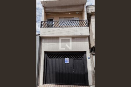 Casa para alugar com 60m², 1 quarto e sem vaga Casa para alugar com 60m², 1 quarto e sem vagaFachada